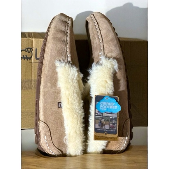 NWT LAMO Aussie Women's Moccasins in Chestnut, Sz. 9 - Picture 9 of 11